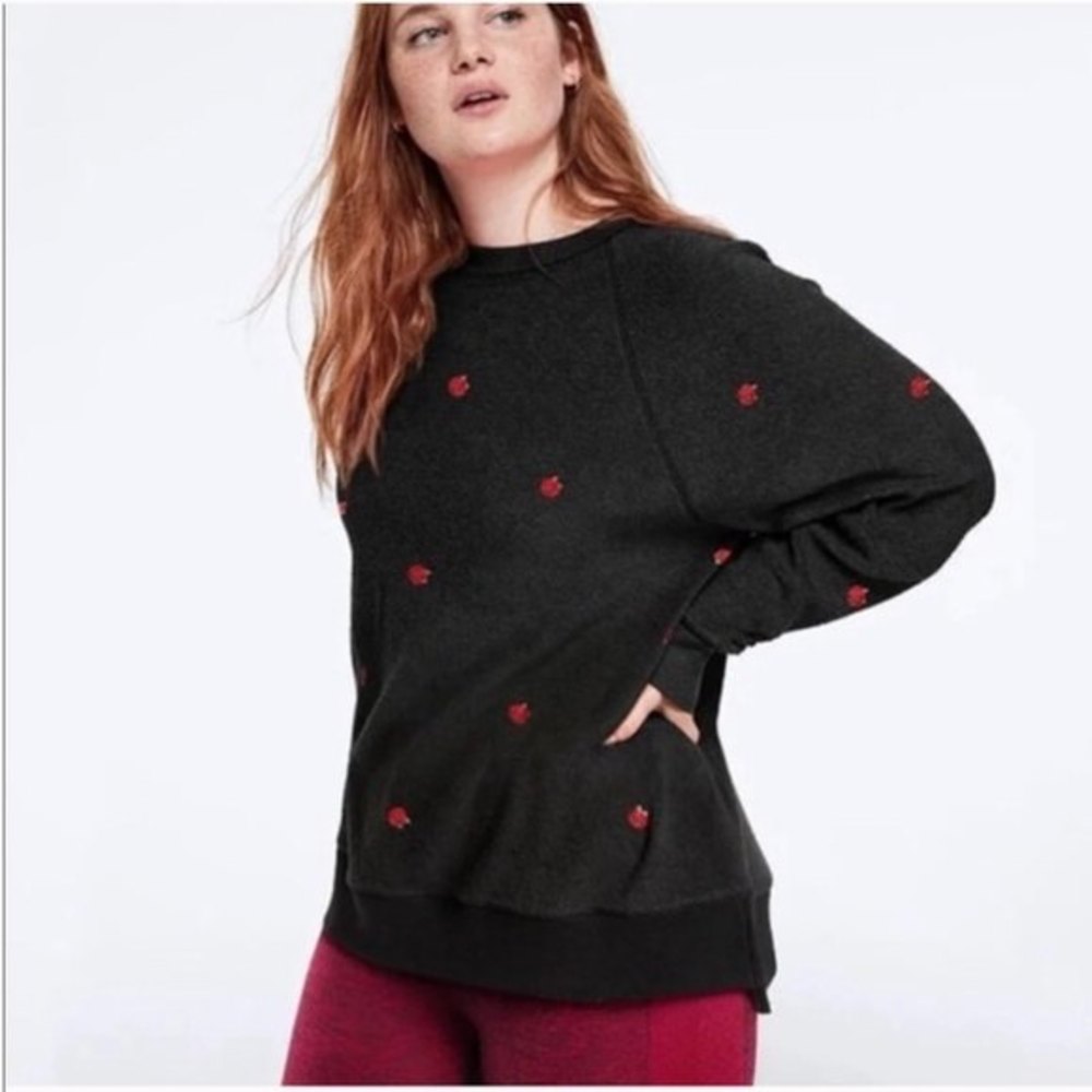 🪴 Victoria’s Secret PINK Crew Embroidered Roses Black Fleece Sweatshirt XS